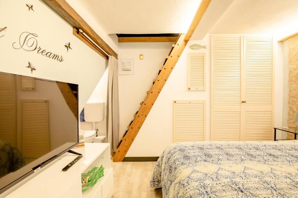 La Casa Delle Rondini * La Spezia